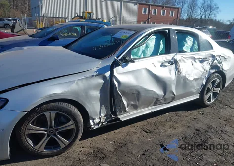 2018 Mercedes-Benz E 300 4Matic from USA, damaged, VIN WDDZF4KB5JA360099